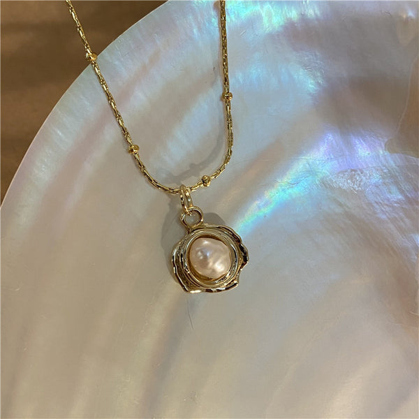 Baroque Pearl Pendant Necklace